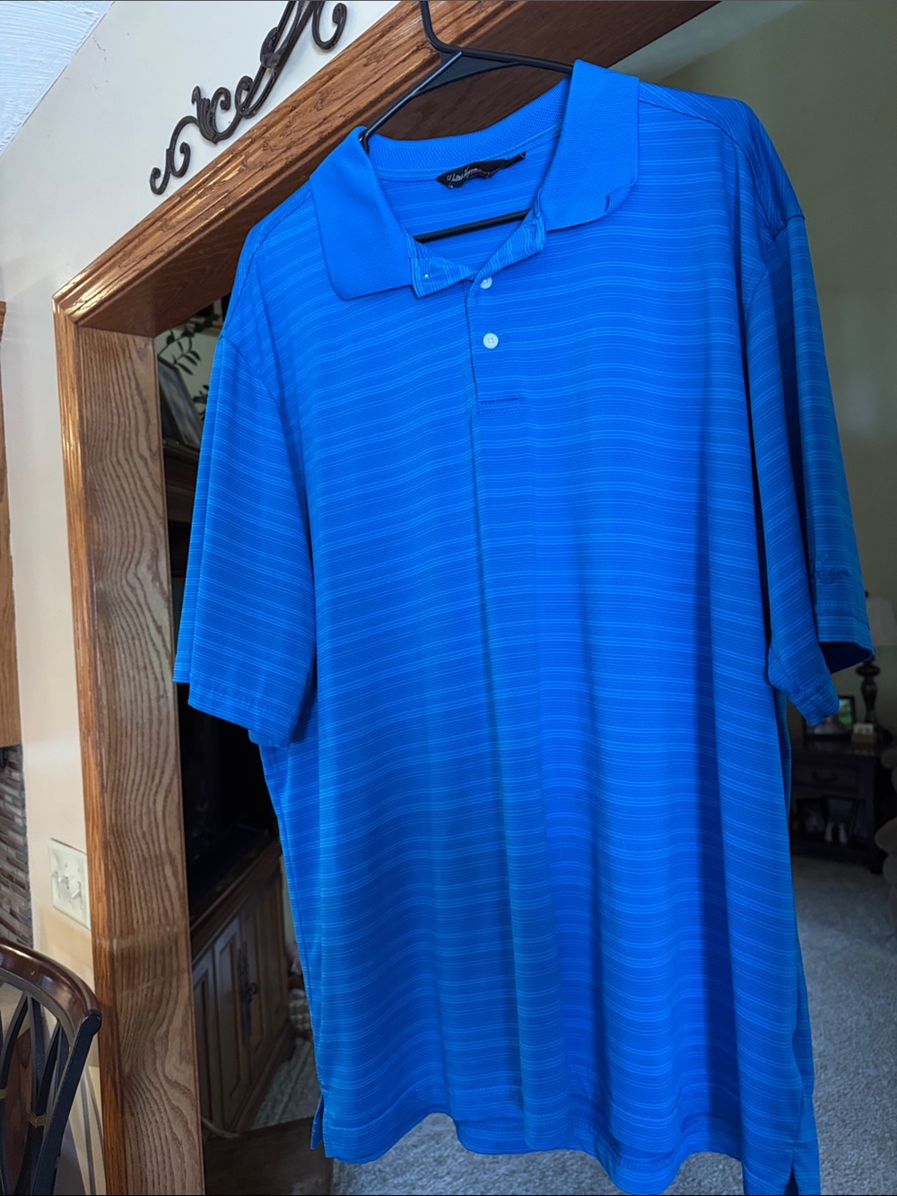 Walter Hagen Men's Bright Blue Striped Polo